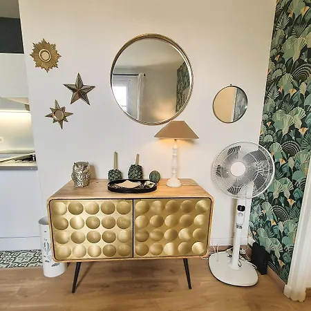 Apartment L'ecrin Des Halles, Elegant T2, Hyper-centre & Vieux-tours